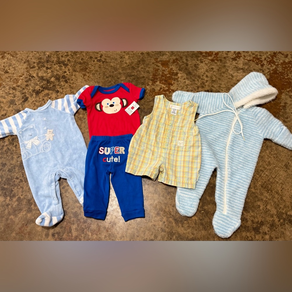 5 piece baby bundle - some vintage & some NWT- newborn-3/6months